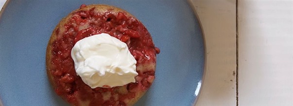 Puurokakku vadelmilla