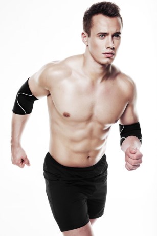 Pienoiskuva Rehband QD Elbow Sleeve, S, Musta